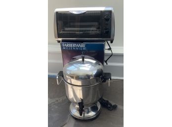 FARBERWARE MILLENNIUM COFFEE POT & BLACK N DECKER TOASTER OVEN