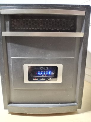 An Idylis Brand Space Heater. Tested And Works.
