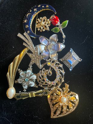 11 Mis Pins/brooches