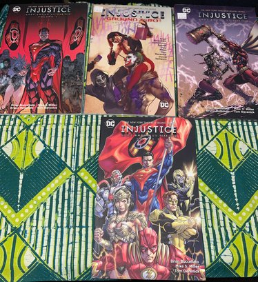 Lot Of 4 Injustice Comics