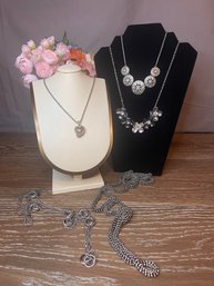 Costume Jewelry  Lot