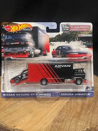 Hot Wheels Premium Transporter