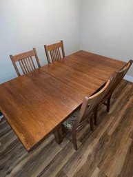 Gorgeous Dining Room Table And Chairs