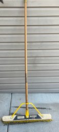 Jobsite Sweep Push Broom