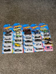 25 Hot Wheels Lot