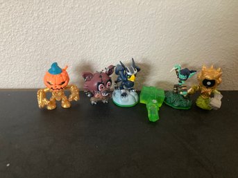 Sky Landers  Characters