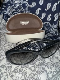 Coach Sunglasses W Case