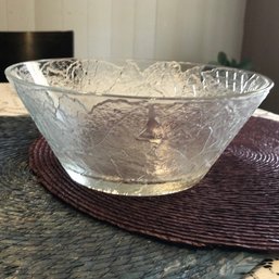 Tiara Glassware 'Autumn Leaves' Serving Bowl.