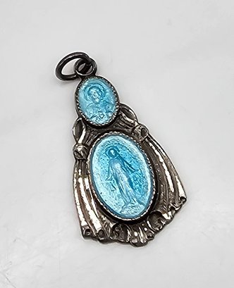 Sterling Silver Religious Pendant 2.3 G