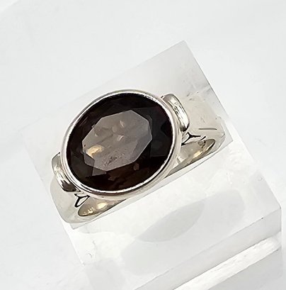 Bask  Smoky Quartz Sterling Silver Cocktail Ring Size 7.5 7.5 G Approximately 5 TCW