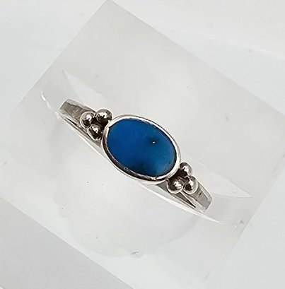 Turquoise Sterling Silver Ring Size 4 0.9 G