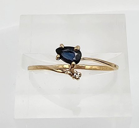 Topaz Sapphire 10K Gold Cocktail Ring Size 5.75 0.8 G