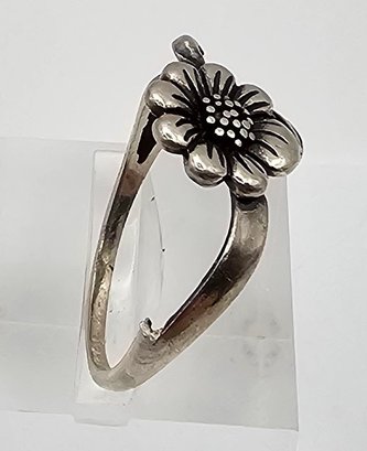 'H' Sterling Silver Flower Ring Size 8.75 2.7 G