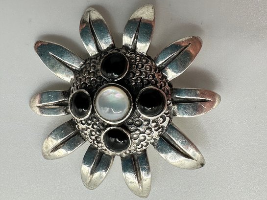 Sterling Silver Sunflower Pendant With White And Black Rhinestones 9.18g