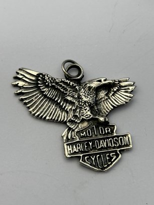Sterling Silver Harley Davidson Motorcycle Eagle Pendant. 9.18 G.