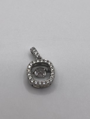 China - Sterling Pendant With White Stones  1.95g