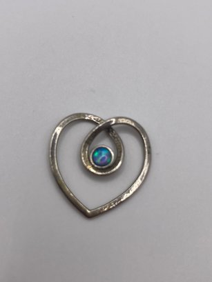 Israel - Heart Shaped Sterling Pendant With Blue Center Stone  3.23g