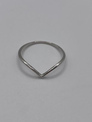 Sterling Simple V Curve Wishbone Ring  1.10g   Sz. 13