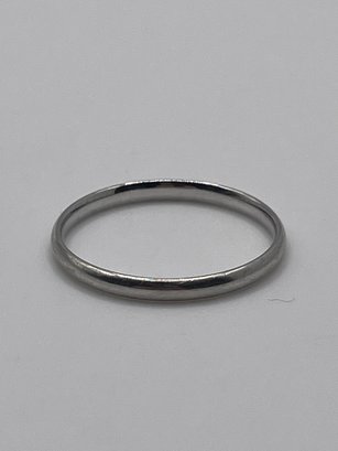 Thin Sterling Band 1.19g  Size 8.5