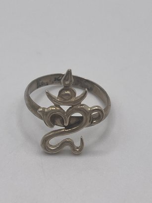 Sterling Ring With Transformation Symbol  2.18g   Sz. 6
