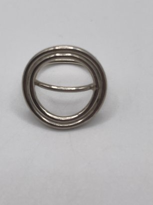 Sterling Ring With Circle Design  2.94g