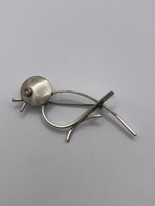 Sterling Bird Design Pin  5.3g