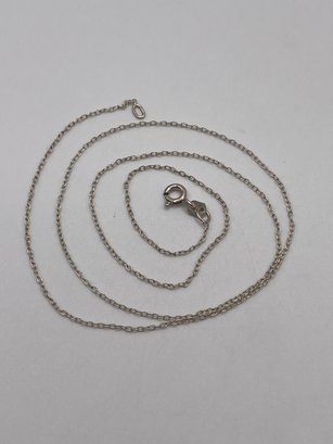 Thailand - Sterling Petite Chain  0.94g    18'long