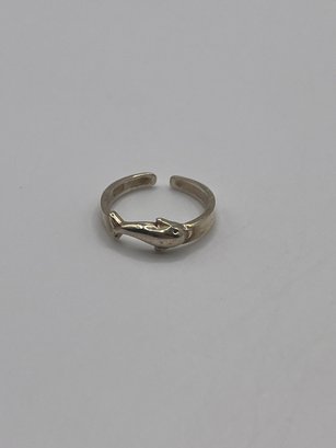 Sterling Gold Toned Ring With Dolphin  1.09g    Sz. 2