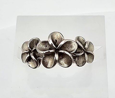 Sterling Silver Flower Ring Size 4 2.7 G