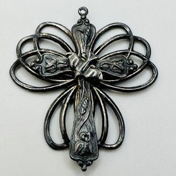 Beautiful Vintage, Sterling Silver Cross Pendant With Flower And Dove Detail 4.87 G.