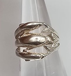 Sterling Silver Dolphin Ring Size 5.75 4.5 G