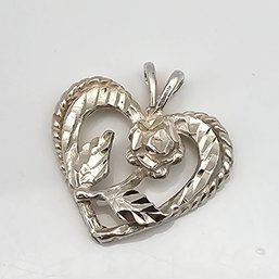 Sterling Silver Rose Heart Pendant 2.4 G