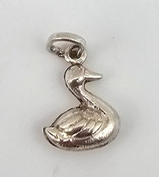 ALY Sterling Silver Swan Charm 1.3 G