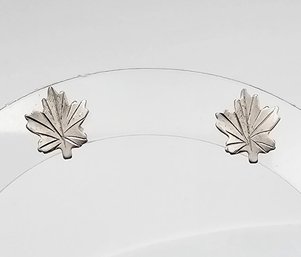 Sterling Silver Leaf Earrings 0.9 G