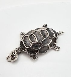 Sterling Silver Turtle Pendant 8.3 G