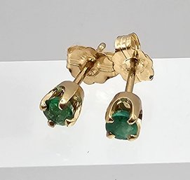 Emerald 14K Gold Stud Earrings 0.5 G Approximately 0.20 TCW