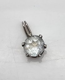 Topaz Sterling Silver Pendant 0.7 G