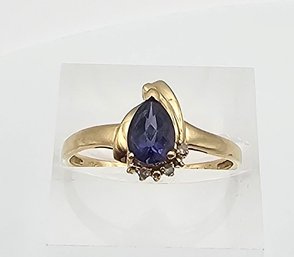 Cushion Cut Tanzinite 10K Gold Cocktail Ring Size 8 1.7 G Approximately 0.5 TCW