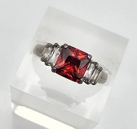 Garnet Sterling Silver Cocktail Ring Size 6.75 3.2 G Approximately 0.88 TCW
