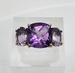 'D' Amethyst Sterling Silver Cocktail Ring Size 5 4.1 G Approximately 5.25 TCW