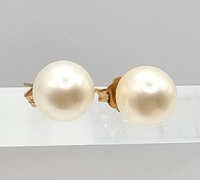Pearl 14K Gold Earrings 2.1 G Approximately 2.62 MM