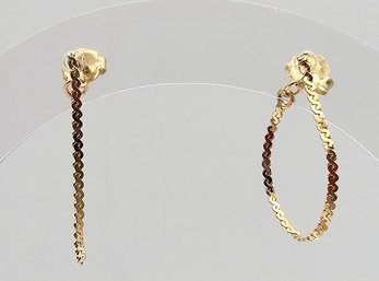 14K Gold S Chain Drop Dangle Earrings 0.9 G
