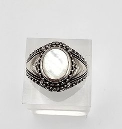 Mother Of Pearl Sterling Silver Ring Size 6 7.5 G