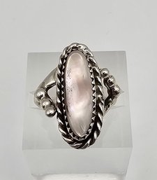 Mother Of Pearl Sterling Silver Ring Size 9.5 4.5 G