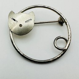 Beau  Sterling Silver Circle Cat Pin, 2.79 G.