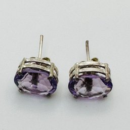 Sterling Silver Stud With Light, Purple Stone, 2.08 G.