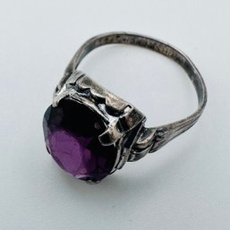 DR-sterling Silver Statement Ring With Purple Colored Stone Size 6. 2.72 G.