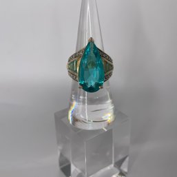 Sterling Silver Ring With Large Pear Shaped Teal Stone 9.4g