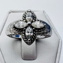 Sterling Silver Statement Ring With Clear Stone Flower In Unique Setting Size 7. 6.03 G.