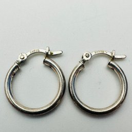 Sterling Silver Small Hoop Earring Engraved SU 1.35 G.